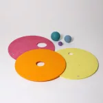 GRIMM'S & STAPELSTEIN 2025 – DISCURI ȘI BILE, NUANȚE CALDE PASTEL
