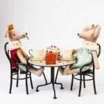 MAILEG KARFÁS FEKETE SZÉK EGEREKNEK