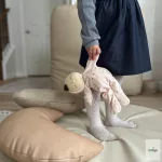 OLLIELLA ZENÉLŐ BABA  - Luna - Ballet Pink